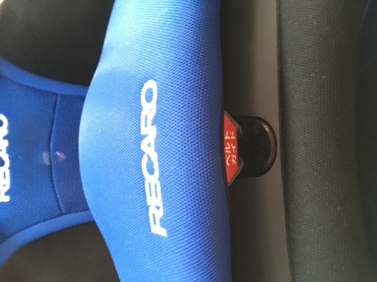 ขายเบาะนั่งเด็ก recaro