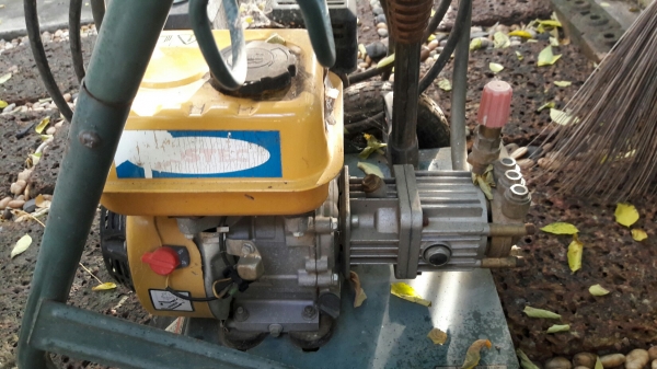 ขายเครื่องอัดฉีดน้ำแรงดันสูง ของเยอรมัน