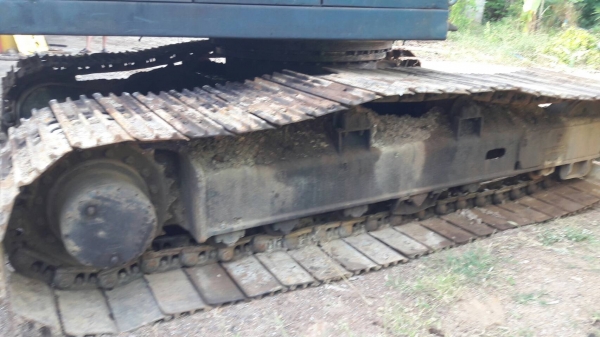 ขาย แบคโฮ KOBELCO SK200-1 เครื่อง 6BG1 เทอร์โบ ช่วงล่างต้องเก็บงาน ขายตามสภาพ เอกสารใบซื้อขาย ราคาต่อรองได้