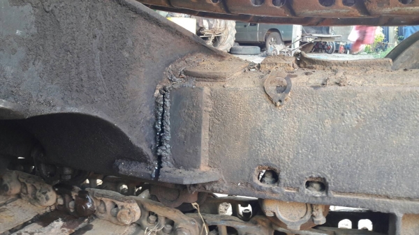 ขาย แบคโฮ KOBELCO SK200-1 เครื่อง 6BG1 เทอร์โบ ช่วงล่างต้องเก็บงาน ขายตามสภาพ เอกสารใบซื้อขาย ราคาต่อรองได้