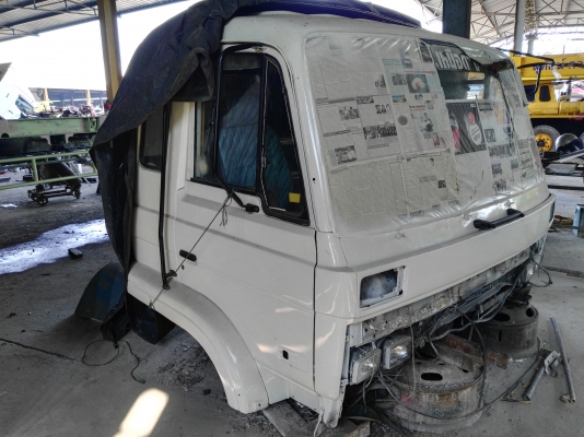 หัวเก๋ง nissan 430 สิบล้อ หัวเก๋ง nissan 430 สิบล้อ