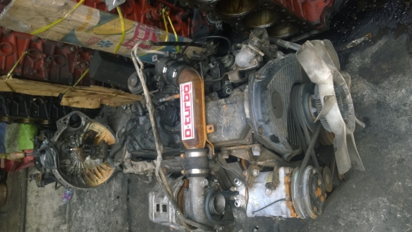 ขายเครื่อง Toyota 2Lเทอร์โบ