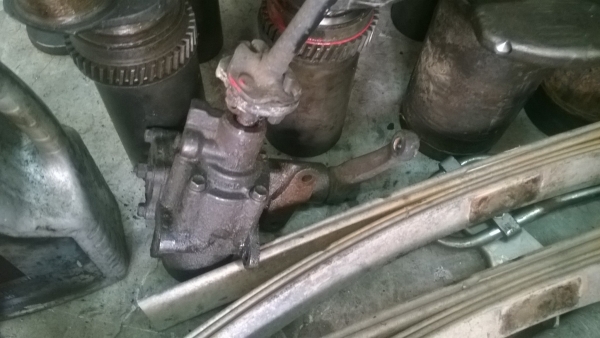 ขายกระปุกพวงมาลัยเพาเวอร์ แท้ Toyota ไมตี้ เอ็กซ์