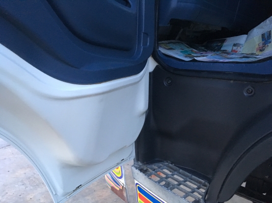 ขายด่วน320แรงปี50 ดั้มเดี่ยวมีระบบลาก ใช้น้อย360000โลไมล์แท้