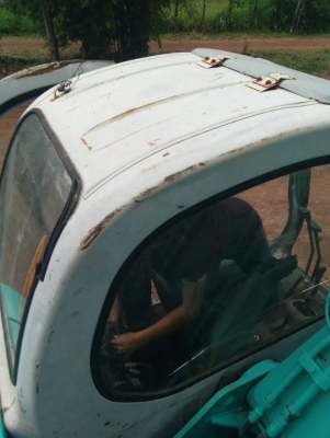 ขาย KOBELCO SK200-5 ธรรมดา เจ้าของขายเอง ปั้มแรง เครื่องดี ไฟฟ้าครบ เอกสารเล่มทะเบียน ราคา585,000 บาท สนใจโทร0895770265 ขาย KOBELCO SK200-5 ธรรมดา เจ้าของขายเอง ปั้มแรง เครื่องดี ไฟฟ้าครบ เอกสารเล่มทะเบียน ราคา585,000 บาท สนใจโทร0895770265