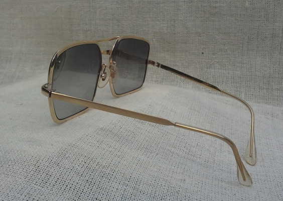 แว่นตาเฟรนช์โกลฟิลด์ 14 K ยุค &#039;60s  โมเดล &#039;สี่เหลี่ยมผืนผ้า - นักบิน&#039;  บิ๊กไซซ์ 145mm  Vintage MOREL handmade in France