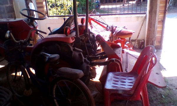 ขาย80000บาทรถไถRT14แรงมีอุปกรณ์2ชิ้น ผานหลังกับโรตารี่ครับ