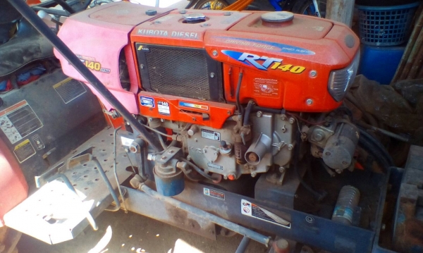 ขาย80000บาทรถไถRT14แรงมีอุปกรณ์2ชิ้น ผานหลังกับโรตารี่ครับ