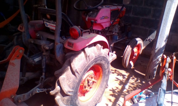 ขาย80000บาทรถไถRT14แรงมีอุปกรณ์2ชิ้น ผานหลังกับโรตารี่ครับ