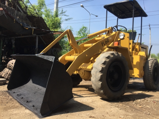 .รถตักtcm fl60 สภาพดีเก่าญี่ปุ่น มีใบอินวอยไม่เคยใช้ในไทย .รถตักtcm fl60 สภาพดีเก่าญี่ปุ่น มีใบอินวอยไม่เคยใช้ในไทย