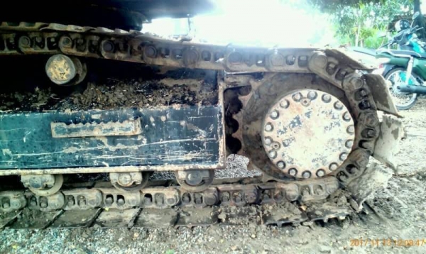 ขาย 750,000 KOMATSU Pc 200-6 S/N 93,250 เครื่องดี ปั้มแรง  เอวแน่น ช่วงล่างสวย พร้อมใช้งาน เอกสารเล่มทะเบียน รถใช้งานอยู่ นครประฐม 090-772-3710 090-772-3708