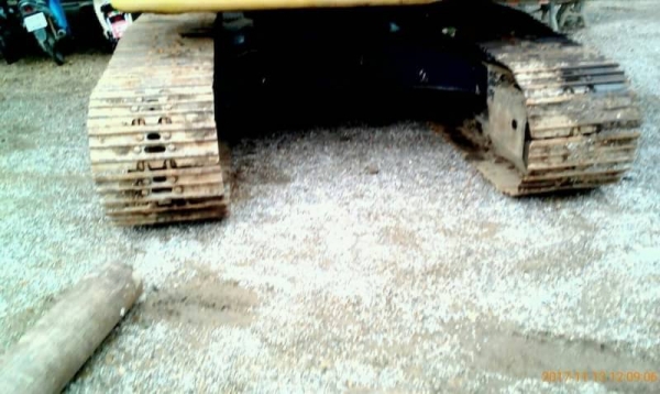 ขาย 750,000 KOMATSU Pc 200-6 S/N 93,250 เครื่องดี ปั้มแรง  เอวแน่น ช่วงล่างสวย พร้อมใช้งาน เอกสารเล่มทะเบียน รถใช้งานอยู่ นครประฐม 090-772-3710 090-772-3708