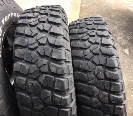 ล้อขอบ16 สีเทาดำ ยางBF MUD Km2 265/75/16 สภาพสวย ทั้งชุด ล้อขอบ16 สีเทาดำ ยางBF MUD Km2 265/75/16 สภาพสวย ทั้งชุด