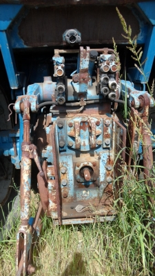 FORD 8730 ราคาเหลือเพียง 280,000