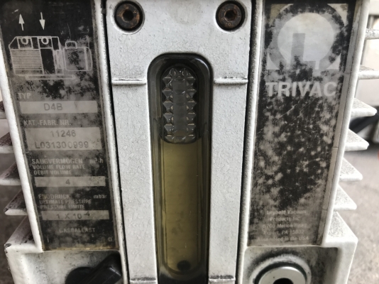 ( เหลือ 1ตัวครับ )ขายปั้มแวคคั่มสูญญากาศ Trivac 0.5HP. 380V made in USA สภาพสวย เดิมๆ หมุนนิ่ม ดูดแรง พร้อมใช้งาน มี 2ตัวครับ