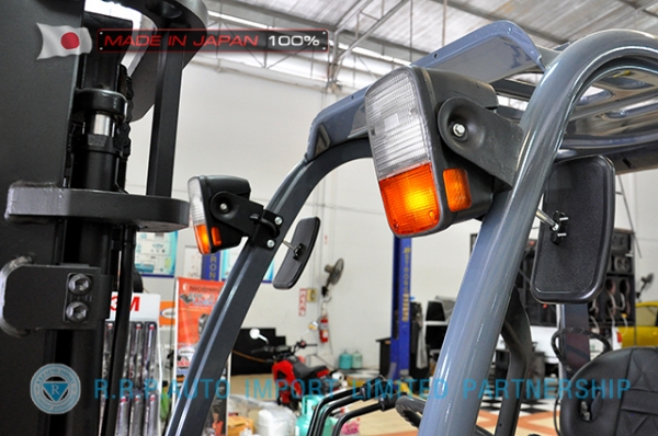 ขายรถโฟล์คลิฟท์มือสอง TOYOTA รุ่น 8FG18-31116 นำเข้าจากประเทศญี่ปุ่น 100\% ไม่เคยใช้งานในไทย