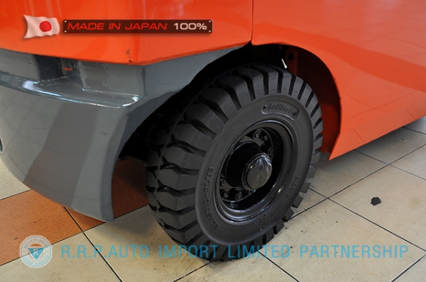 ขายรถโฟล์คลิฟท์มือสอง TOYOTA รุ่น 8FG18-31116 นำเข้าจากประเทศญี่ปุ่น 100\% ไม่เคยใช้งานในไทย