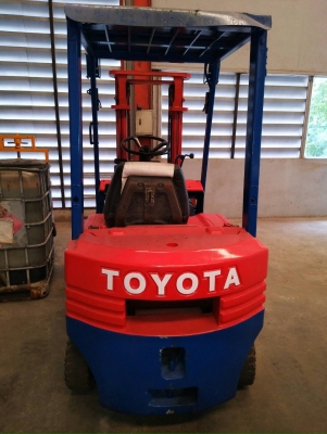 งขายนะ รถยี่ห้อTOYOTA5FD-15 1.5ตัน