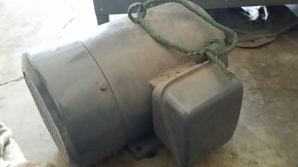 .....ของใหม่ เก่าเก็บ.....มอเตอร์ Hitachi 10 แรง ไฟบ้าน 220 .....ของใหม่ เก่าเก็บ.....มอเตอร์ Hitachi 10 แรง ไฟบ้าน 220