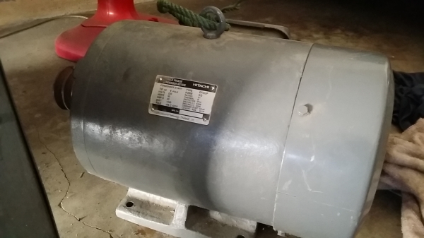 .....ของใหม่ เก่าเก็บ.....มอเตอร์ Hitachi 10 แรง ไฟบ้าน 220