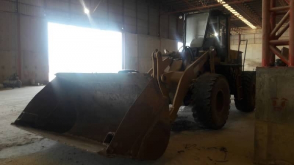 ขาย.650,000$KOMATSU.WA300-1 เอวอ่อน  เครื่องดี ปั้มแรง เกียร์สมบูณร์ ยางดี รถสวยพร้อมใช้ รถอยู่.สุพรรณบุรี 090-772-3710 090-772-3708