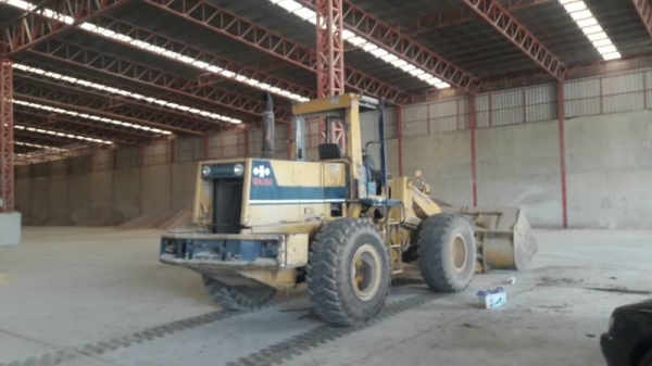 ขาย.650,000$KOMATSU.WA300-1 เอวอ่อน  เครื่องดี ปั้มแรง เกียร์สมบูณร์ ยางดี รถสวยพร้อมใช้ รถอยู่.สุพรรณบุรี 090-772-3710 090-772-3708