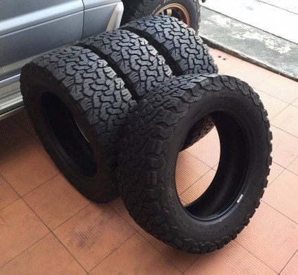 ขายยางBF ALL Terrain ko2 265/60/18 ปี15  สภาพสวย 4เส้น