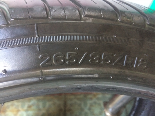 ขาย ยาง 265/35 r18 ปี 15 1คู่ ขายถูกๆ 1200## โทร080-597-5887