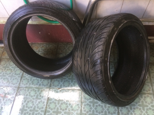 ขาย ยาง 265/35 r18 ปี 15 1คู่ ขายถูกๆ 1200## โทร080-597-5887