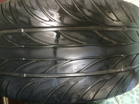 ขาย ยาง 265/35 r18 ปี 15 1คู่ ขายถูกๆ 1200## โทร080-597-5887