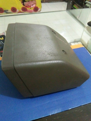 แลนด์มิเตอร์ terrano  รูปรถแวน ใส่คอนโซลบิ๊กเอ็มจอเหลี่ยมหรือรุ่นใกล้เคียง