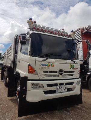 ขาย HINO 344 สองเพลาดั๊ม กระบะเหล็กสามมิตร รถปี 56