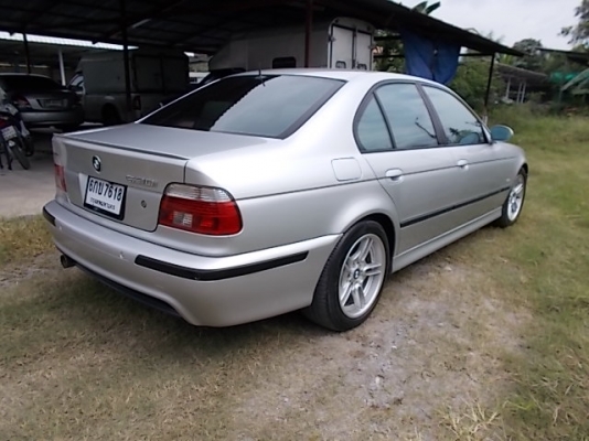 e39 530i m sport แท้ๆ (หายาก) ปี04 ไม่เคยติดก๊าซ ไม่เคยชนหนัก เครื่องแรง ช่วงล่างแน่นๆ กระจกข้างm