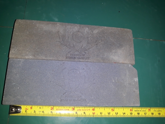 ขายหินลับมีดตรารวงข้าวMADE IN GERMANY.ใหม่เก่าเก็บมีตำหนิบิ่นมุม