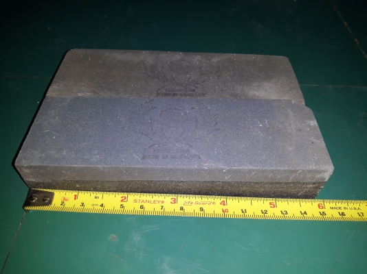 ขายหินลับมีดตรารวงข้าวMADE IN GERMANY.ใหม่เก่าเก็บมีตำหนิบิ่นมุม