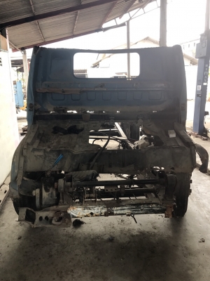 ขายด่วน ช่วงล่างคัสสี Isu 115  ตามรูป คานหน้า เพลาข้าง เพลา ไม่มีทะเบียน ขาย 34000