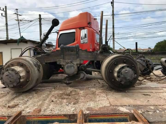 ขายเสื้อเพลา zm ยกแท่นพร้อมแหนบเฟื่องท้ายครบชุด