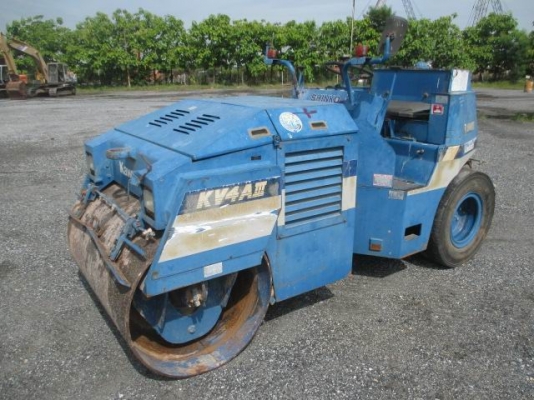 ขายรถบดสั่นสะเทือน  หน้าเหล็ก/หลังยาง รถบ้าน สภาพเก่านอก/มีทะเบียน รถสวยพร้อมใช้งาน  ขายราคา320,000 บาท