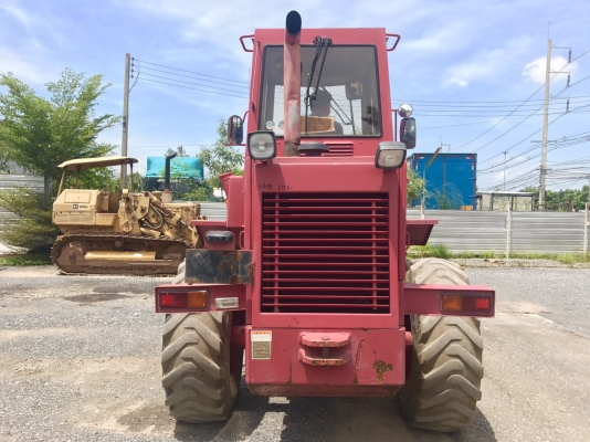 ขายรถตักล้อยาง CATERPILLAR 910F ขั่วโมงน้อย นำเข้าจากญี่ปุ่นพร้อมใช้ครับ สนใจติดต่อ 063-9316985 ID LINE : 0639316985