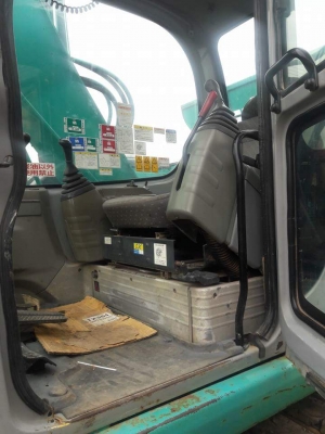 ขายKOBELCO SK135SR-1E   YY01  เก่าญี่ปุ่นแท้  มีลายแย๊ก  6,XXX  ชั่วโมง  เดิมๆๆ  เครื่องปั๊มดี  พร้อมใช้  โทร  089-3818694  ดวงนภา