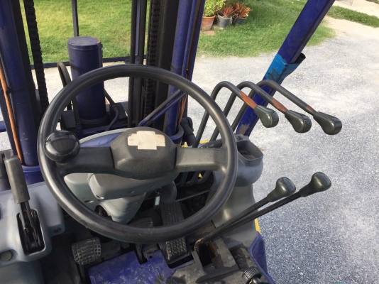 ขาย ฟอร์คลิฟท์ KOMATSU 2.5 ตัน เสาสูง 4.50 เมตร งาฮิ้งตักเทได้ นำเข้าจากญี่ปุ่น โทร.090-986-2521 อ๊อบ