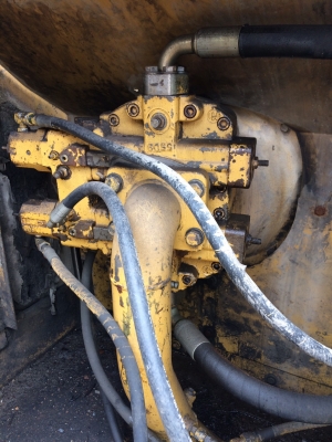 ขาย Cat320L V2 พร้อมใช้ เครื่องปั๊มดี มีลายแย็ก