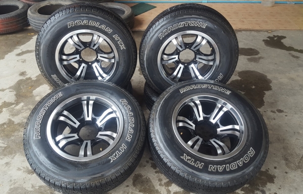 ล้อขอบ15 6รู139 กว้าง8 ยาง225/70/15 ปี14  4 ล้อ