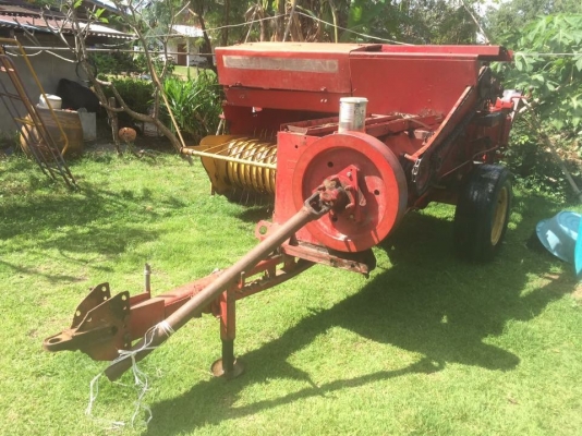 ขาย นิวฮอนแลน 276 พร้อมใช้งาน ครับ  ราคา 125,000 อยู่ อ.เมือง จ.สุรินทร์  091-0206555 เอิร์ทครับ