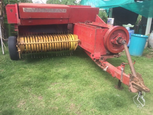 ขาย นิวฮอนแลน 276 พร้อมใช้งาน ครับ  ราคา 125,000 อยู่ อ.เมือง จ.สุรินทร์  091-0206555 เอิร์ทครับ