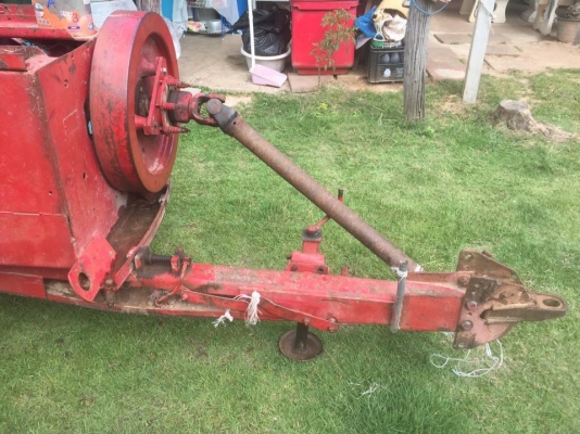 ขาย นิวฮอนแลน 276 พร้อมใช้งาน ครับ  ราคา 125,000 อยู่ อ.เมือง จ.สุรินทร์  091-0206555 เอิร์ทครับ