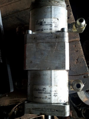 ปั๊มไฮโดรลิค2 ตอน ราคา 5000 บาท