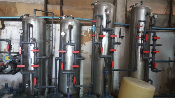 ขายถังน้ำพลาสติกใส มือสองสภาพดี ขายถังน้ำพลาสติกใส มือสองสภาพดี