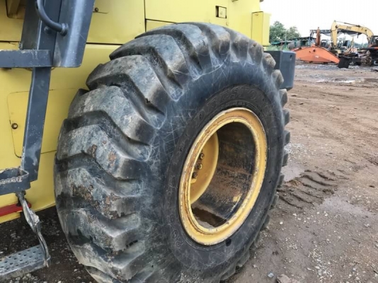 ขาย 1,250,000 บาท KOMATSU WA250-3 สภาพ 7,777 ชม. เครื่องดี เกียร์ดี สภาพสวยพร้อมใช้. เอกสารเล่มทะเบียน  รถอยู่ จ.ปทุมธานี โทร&amp;ไอดีไลน์ 0610710295