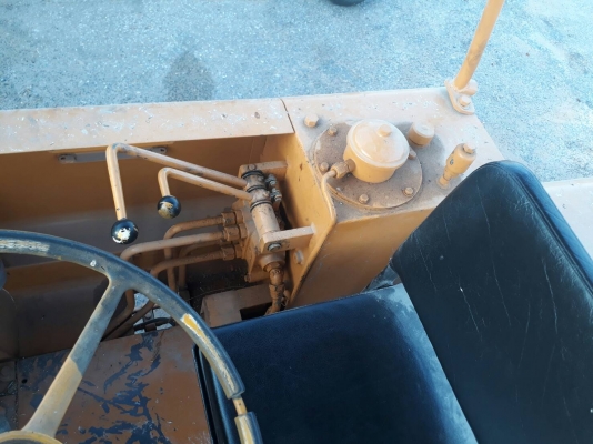 ขาย รถตัก KOMATSU JH30 สภาพดีพร้อมใช้งาน ต่อแขนขยายบุ้งกี๋แล้ว